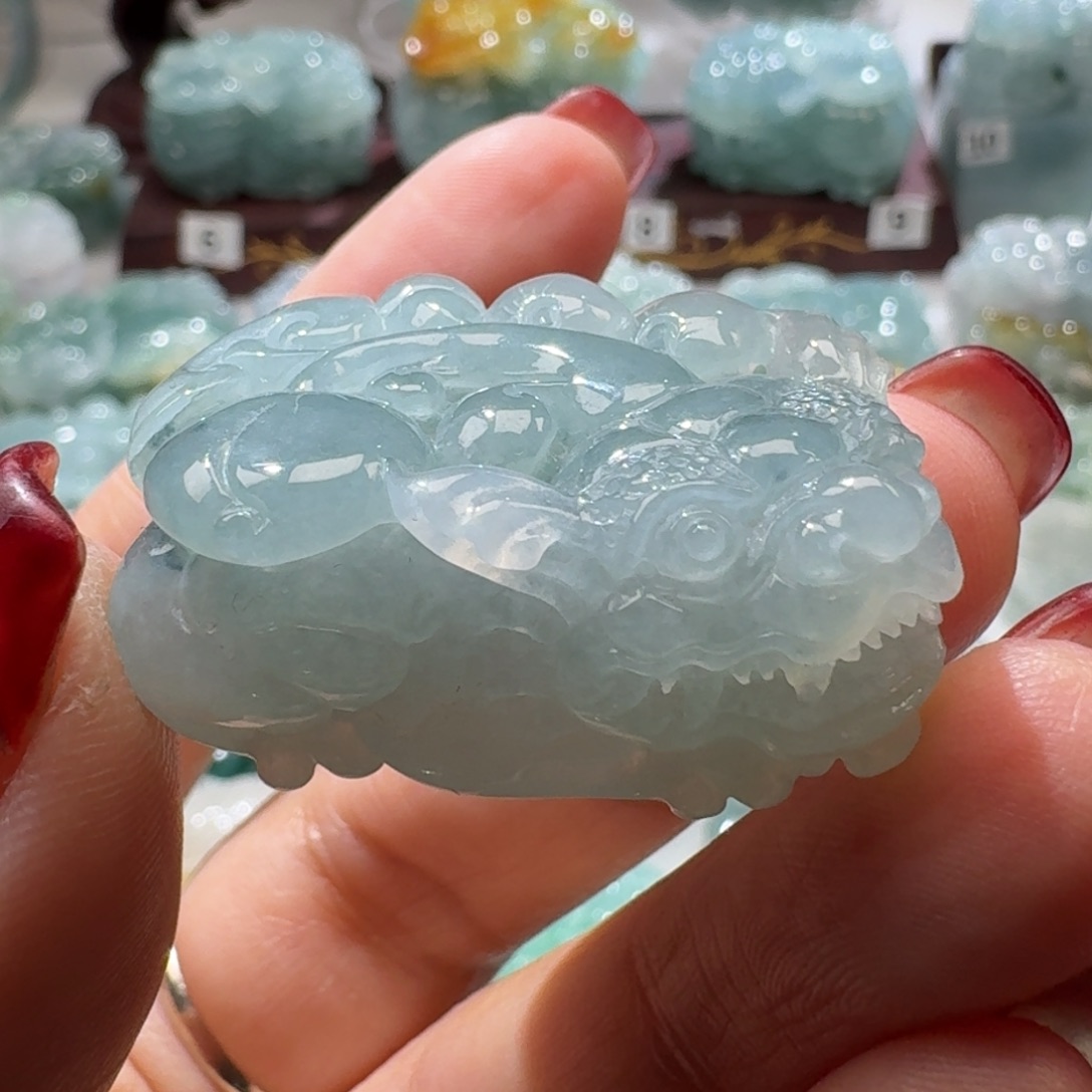 定制翡翠未镶嵌貔貅