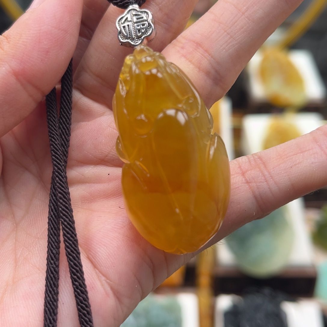 岫玉未镶嵌挂件挂件