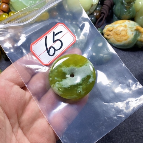 未镶嵌蛇纹石玉手链