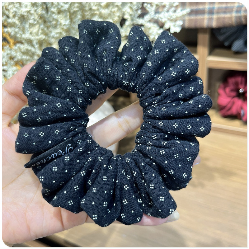 Xi Xi 原创 • 日韩气质黑色小碎花发圈发饰