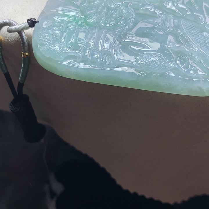 翡翠颈饰未镶嵌吊坠