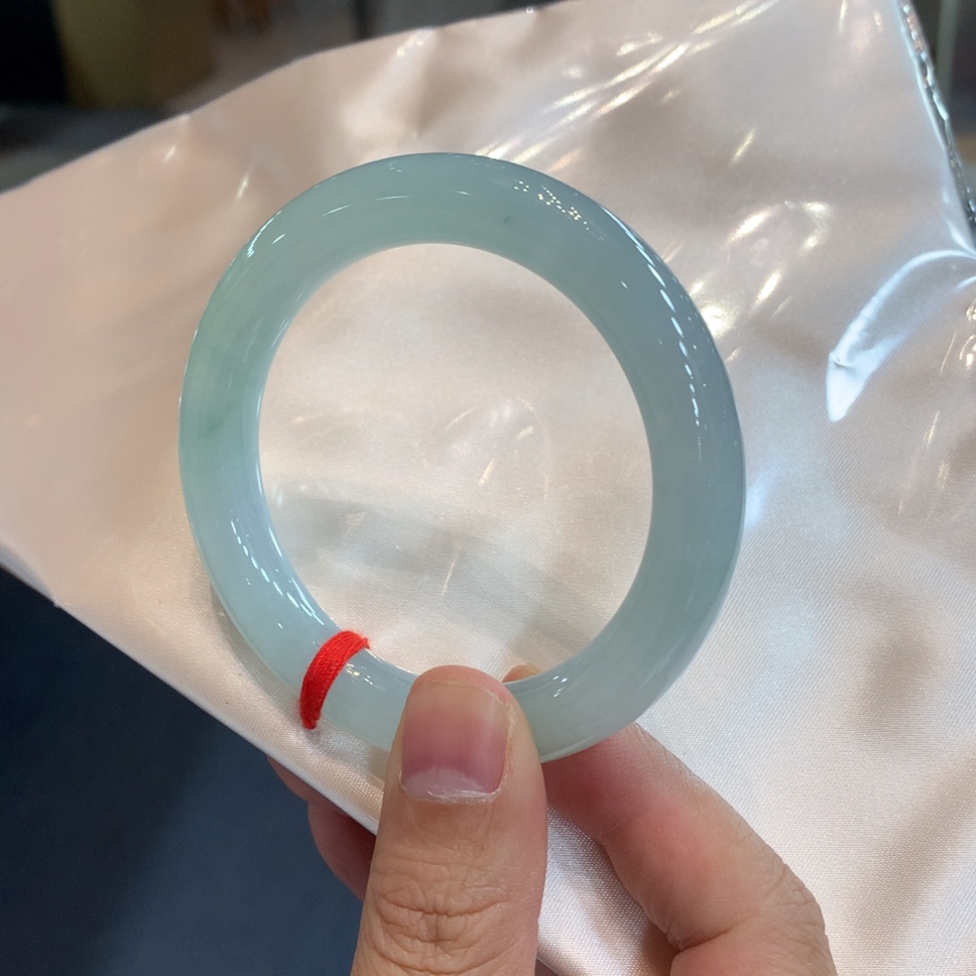 翡翠未镶嵌手镯手镯