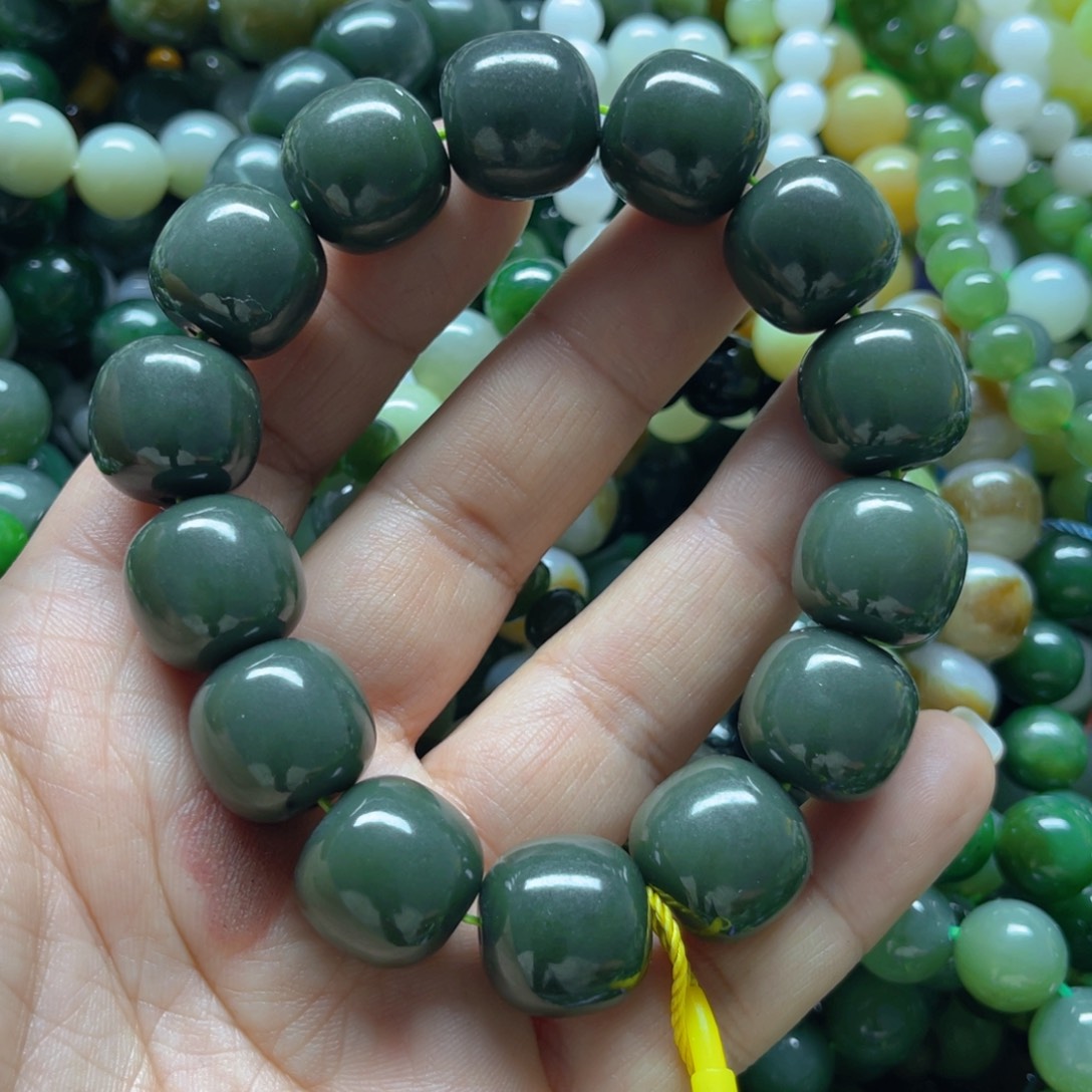 和田玉手链未镶嵌