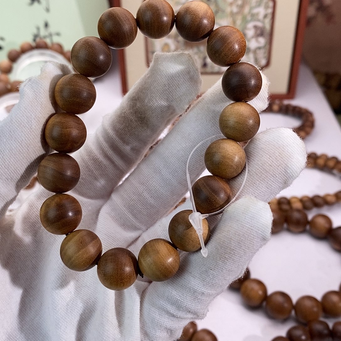 手串/手链檀香木横纹黑肉12沉水品相一般