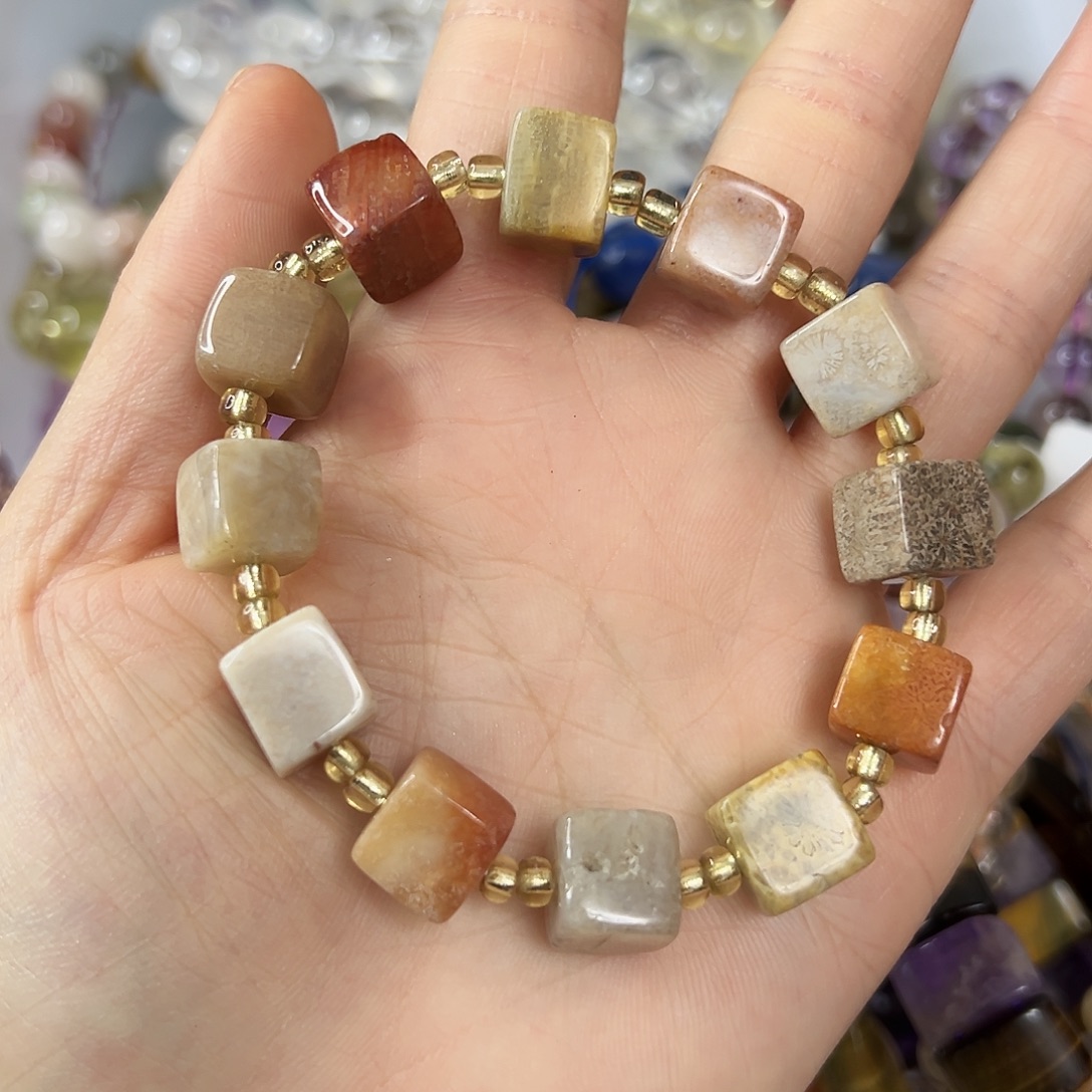 玛瑙/玉髓合金珠宝半成品 卡10✖️10珊瑚玉方糖手串