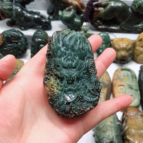 岫岩河磨玉（透闪石质玉）把件未镶嵌纬*