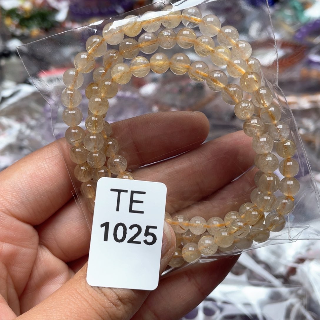 水晶多样性发一只未镶嵌