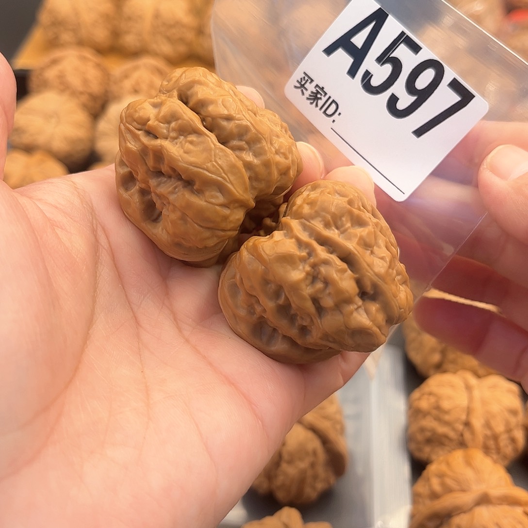文玩核桃把件蛙蛙精品40肚45