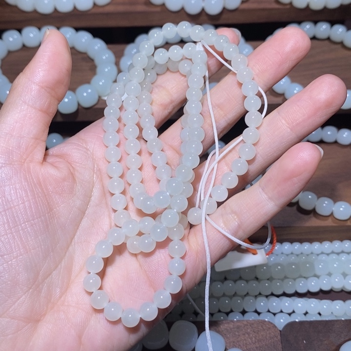 和田玉（青玉）未镶嵌手链