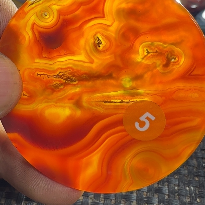 灵***兰玛瑙/玉髓未镶嵌颈饰