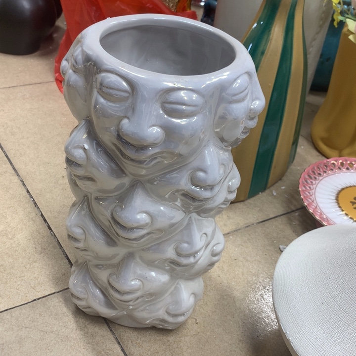 摆件陶瓷。。。。。。。。。