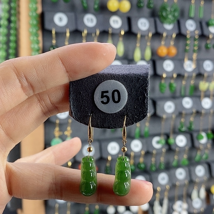 和田玉耳饰18K金镶嵌