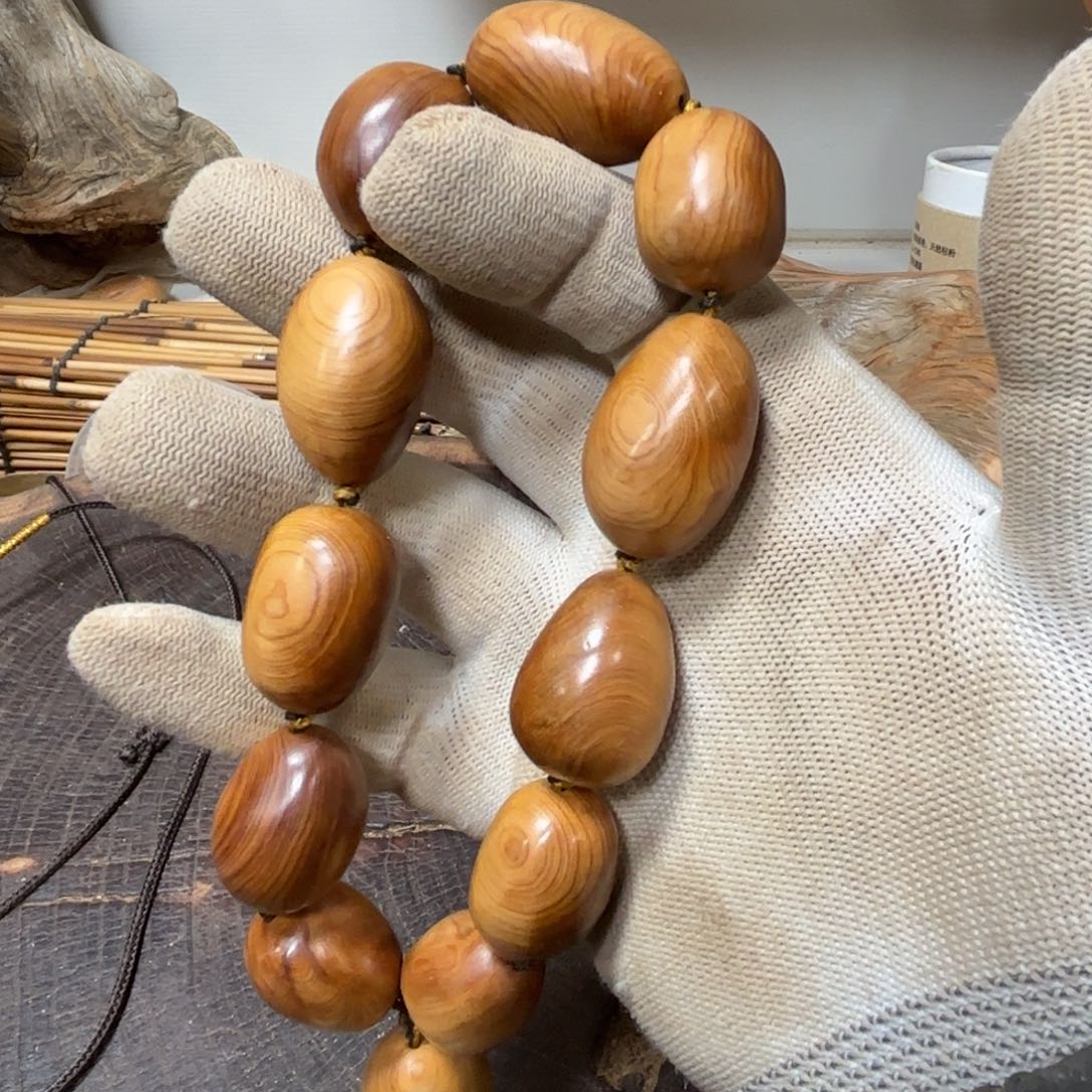 柏木（崖柏）太***学北太行随行手把件