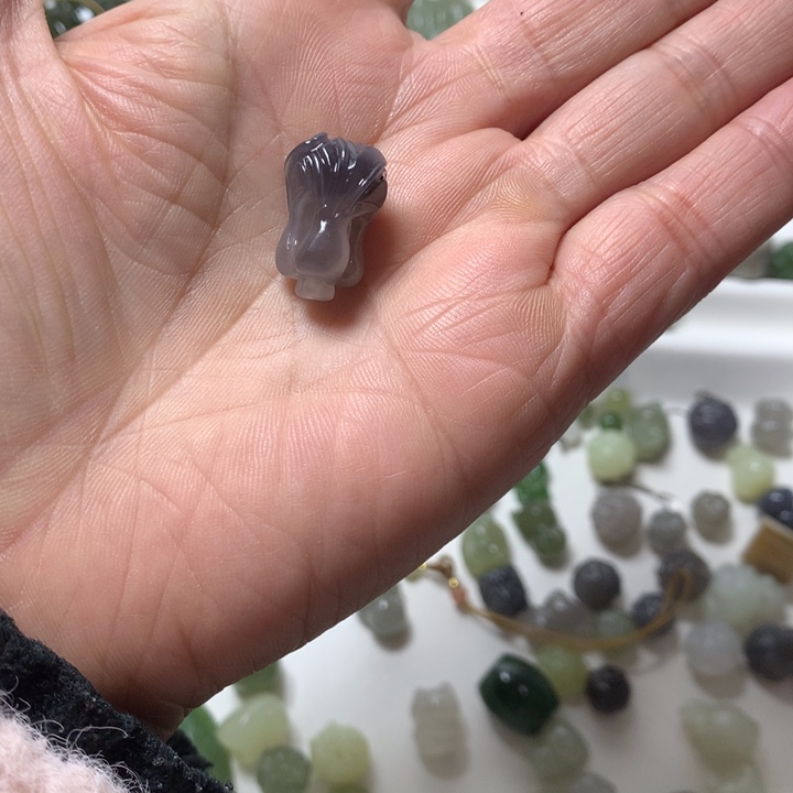 和田玉（糖玉）未镶嵌珠宝奇石