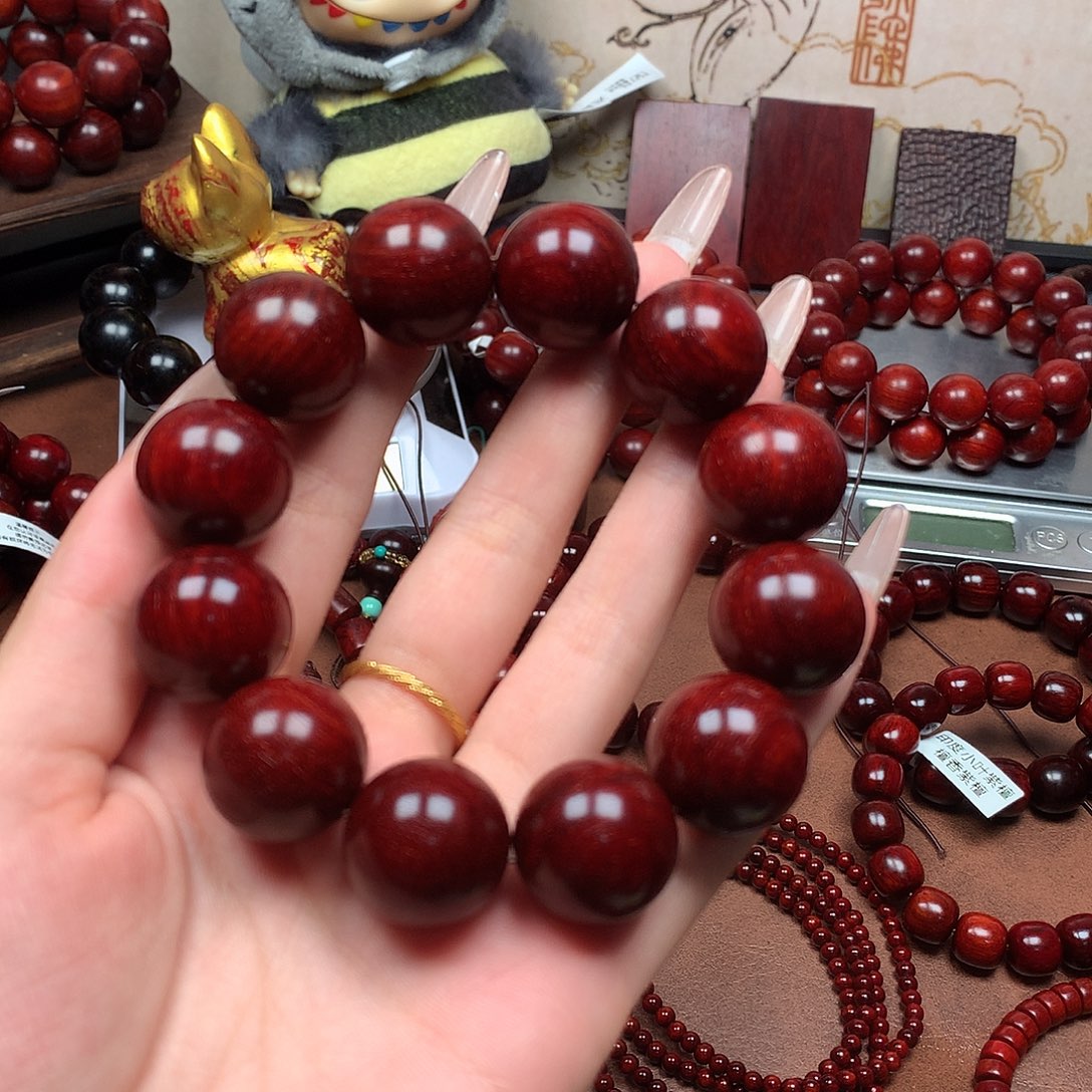 绿***山檀香紫檀（小叶紫檀）2.0顶泥