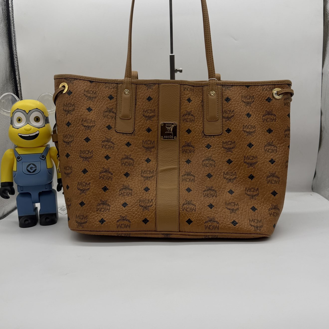 95新 MCM 奢得/干邑色中号母袋（无子袋）单肩包111055