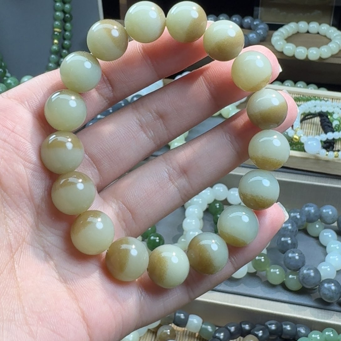 未镶嵌和田玉手链