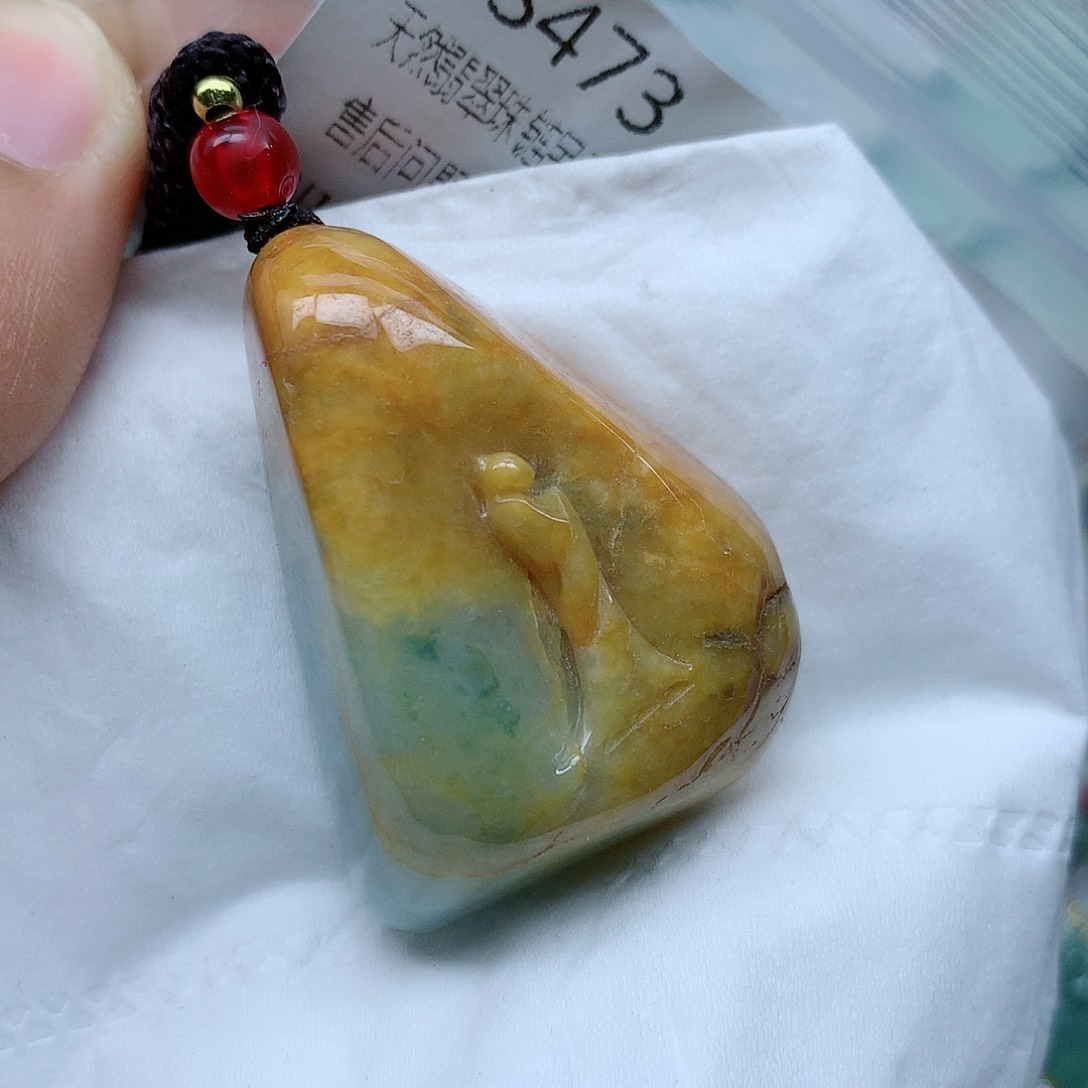 翡翠颈饰未镶嵌牌子