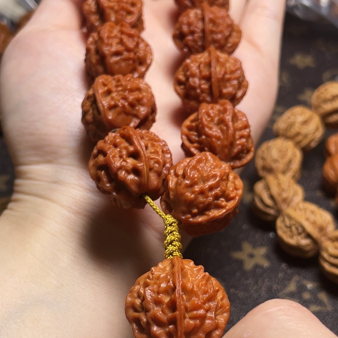 D****核桃龙脊八棱手持