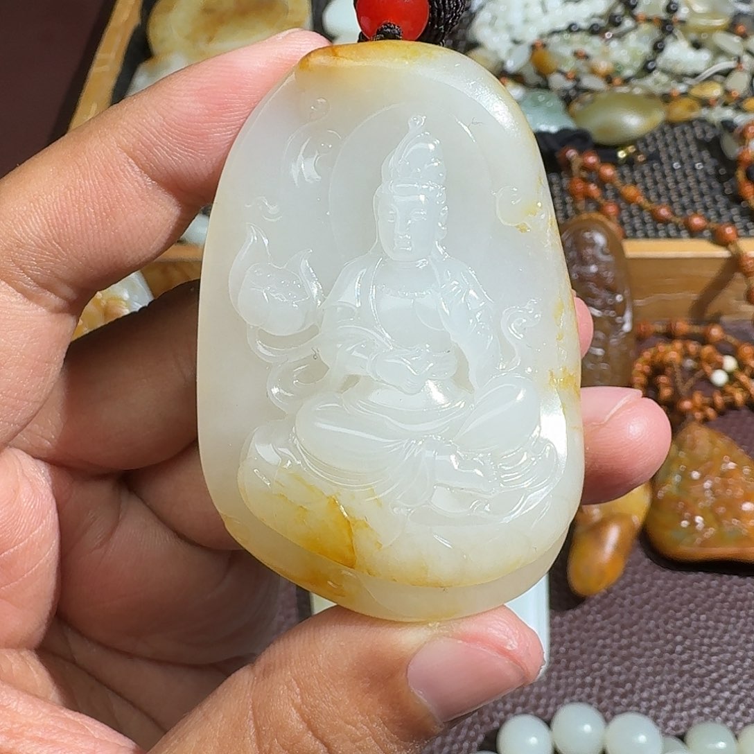 和田玉未镶嵌颈饰