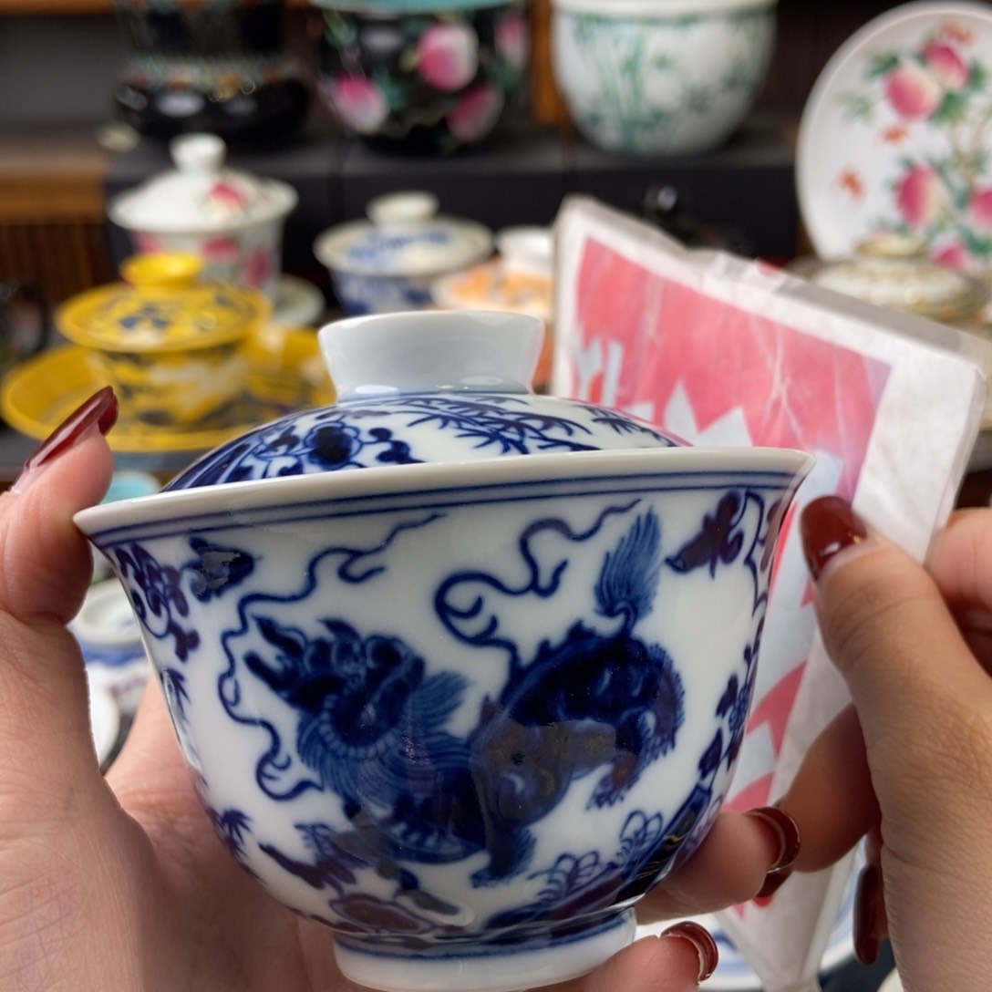 陶瓷艺术家的作品是一