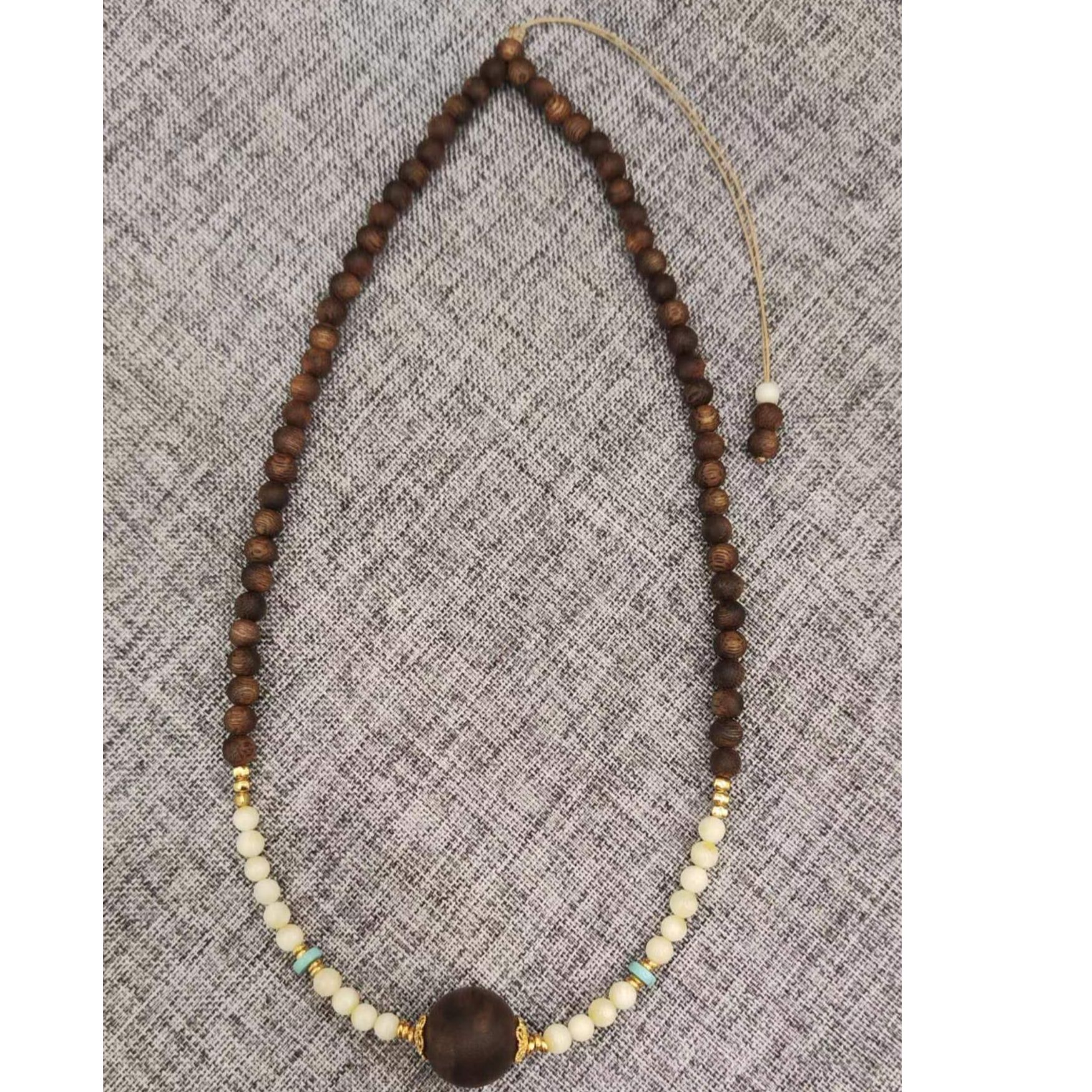 奇楠蜜蜡圆珠项链