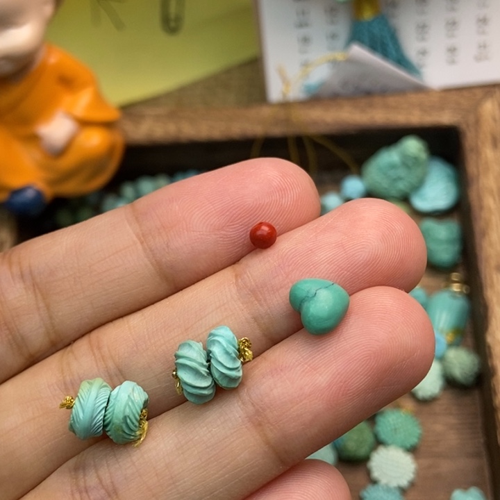 南红玛瑙未镶嵌珠宝奇石小***?