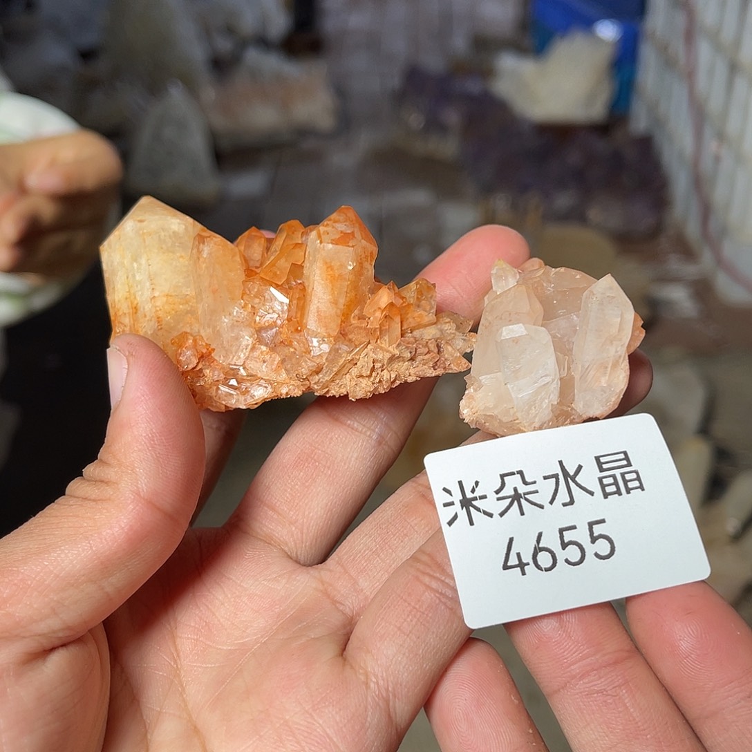 月***亮未镶嵌珠宝半成品水晶