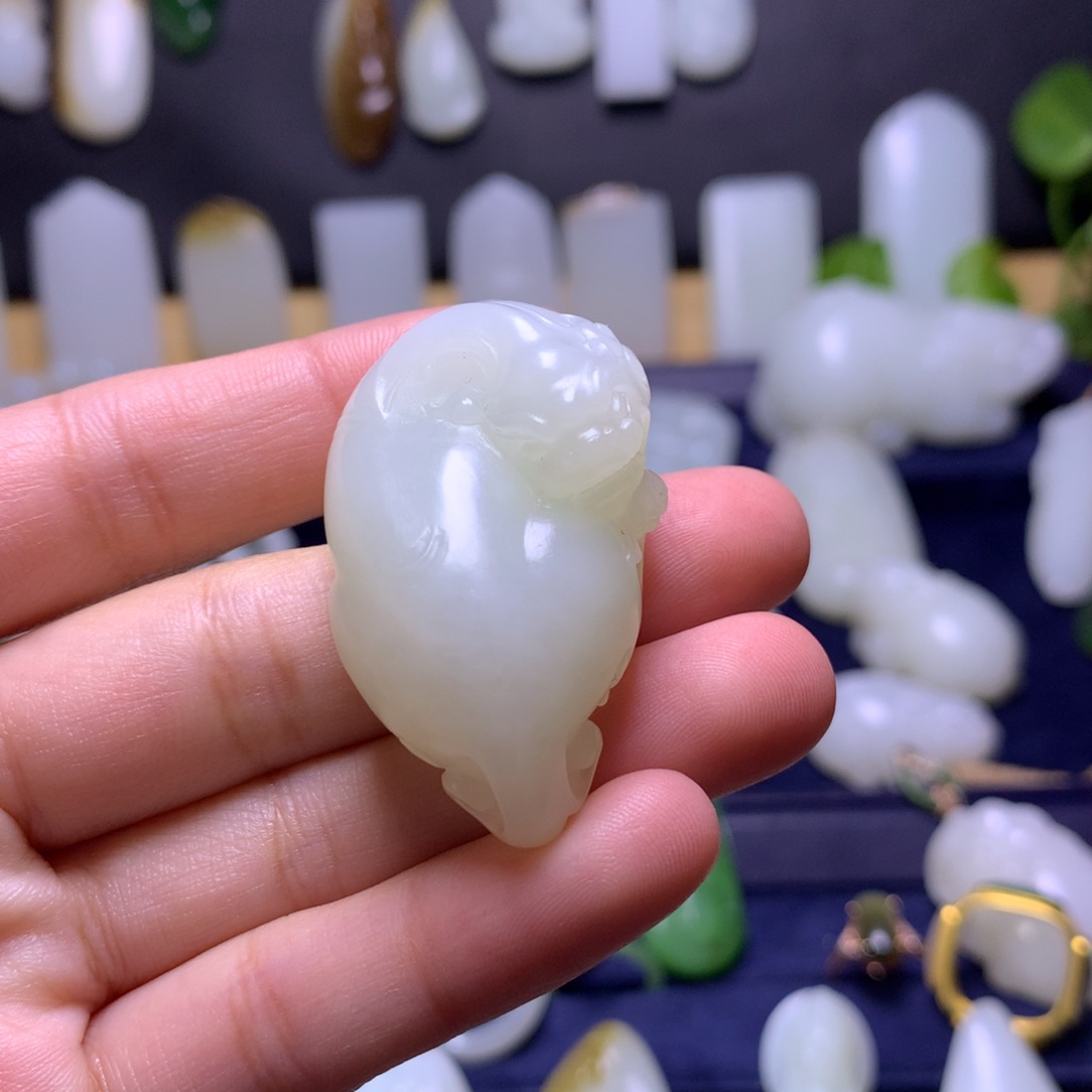 和田玉挂件未镶嵌