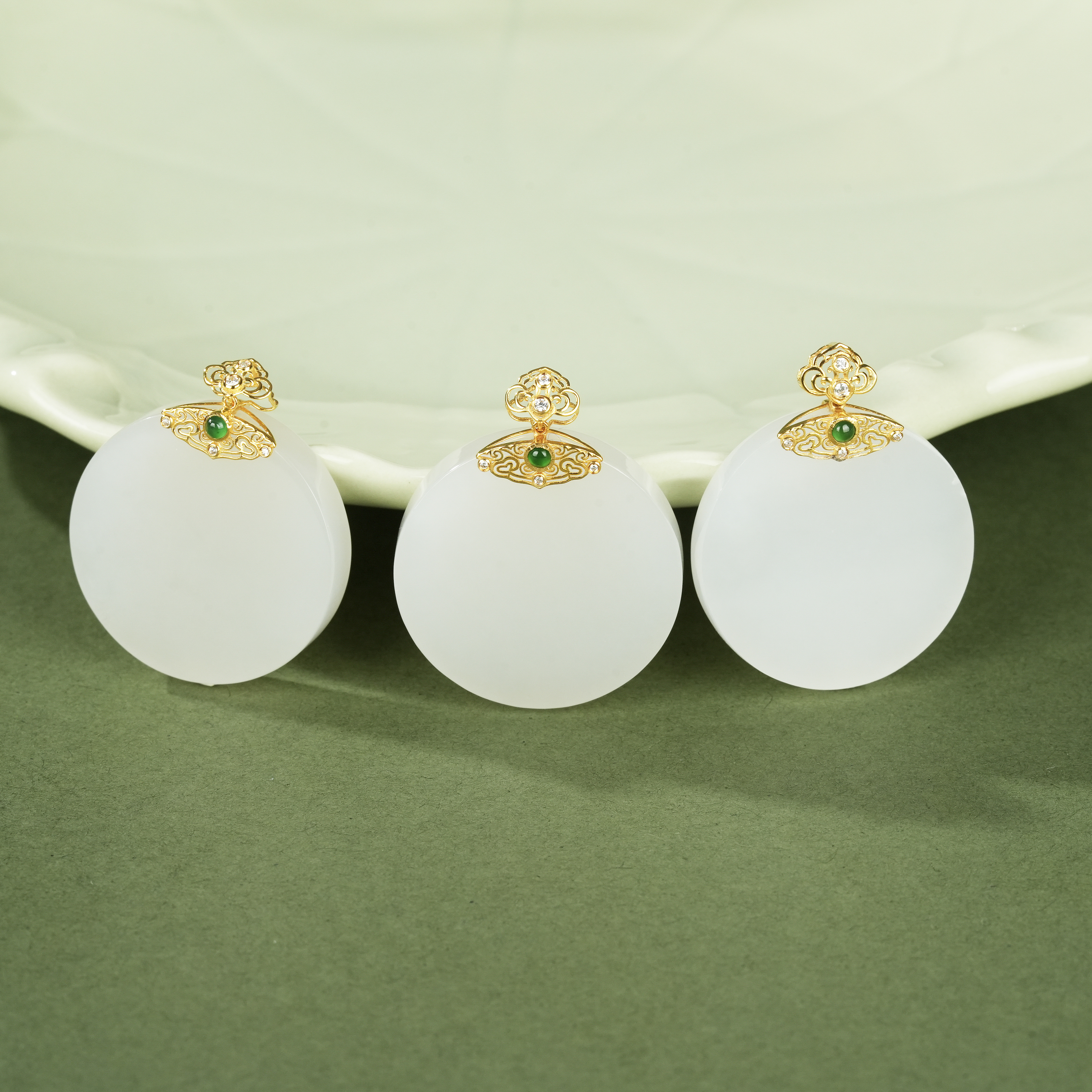 【云上好物】16 DS74655-18K金镶和田玉吊坠多样性发一件24×4mm（JG）