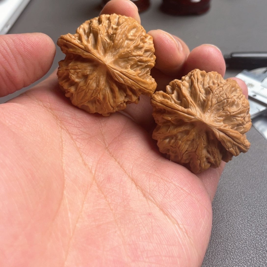 文玩核桃吊坠居*杨苹果园