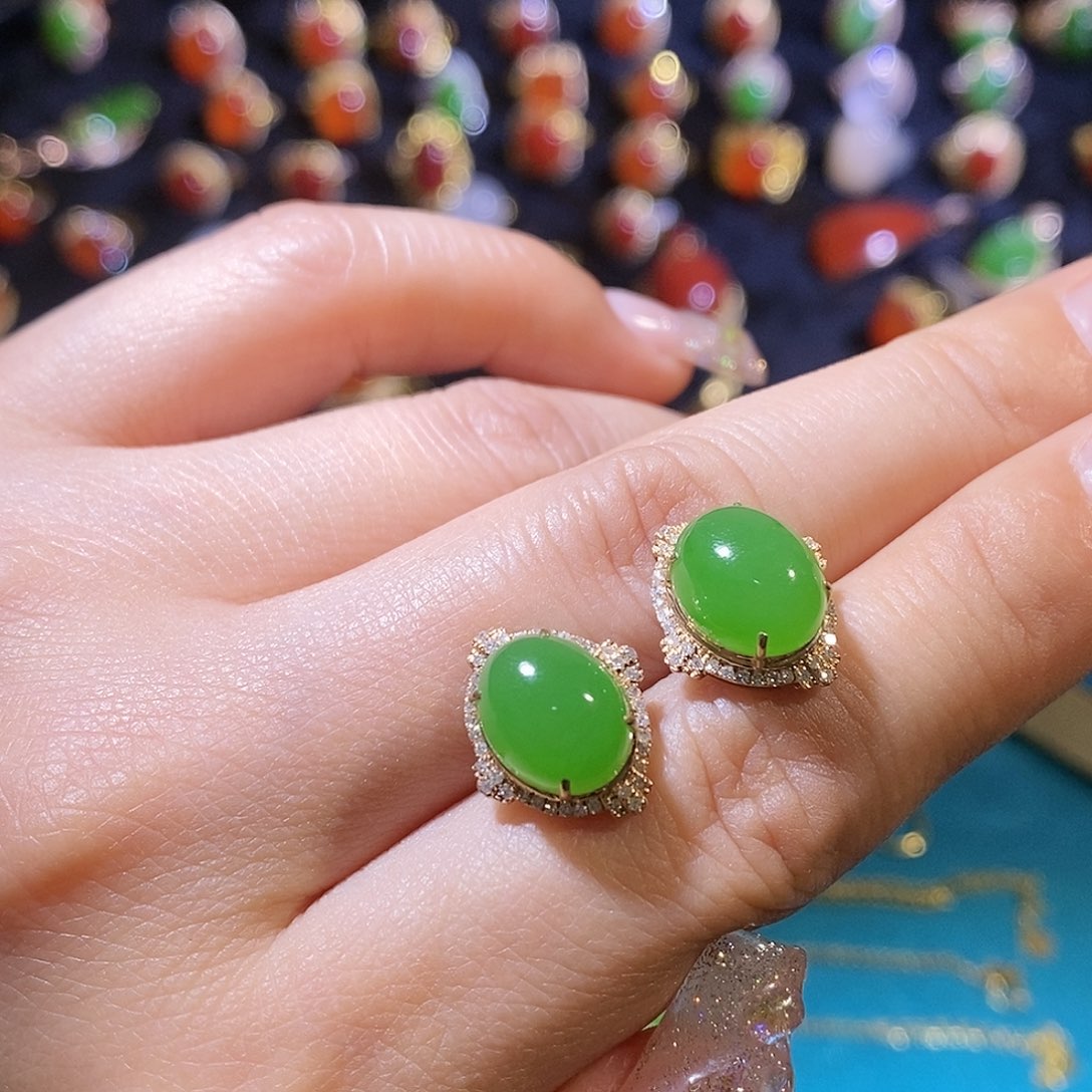 和田玉耳饰18K金镶嵌