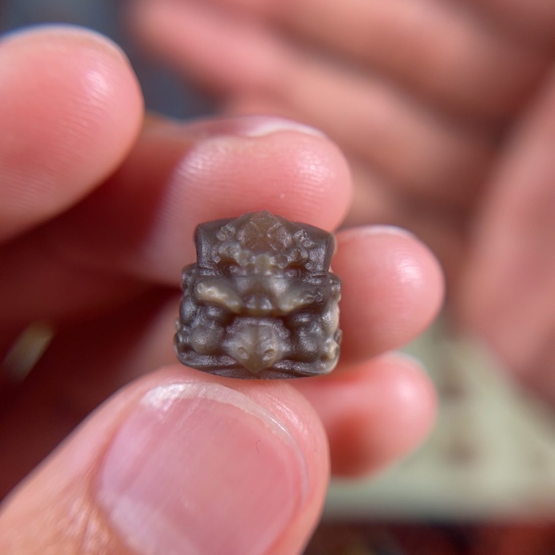 玛瑙/玉髓老改大鹏鸟10.7*11.1不退不换未镶嵌