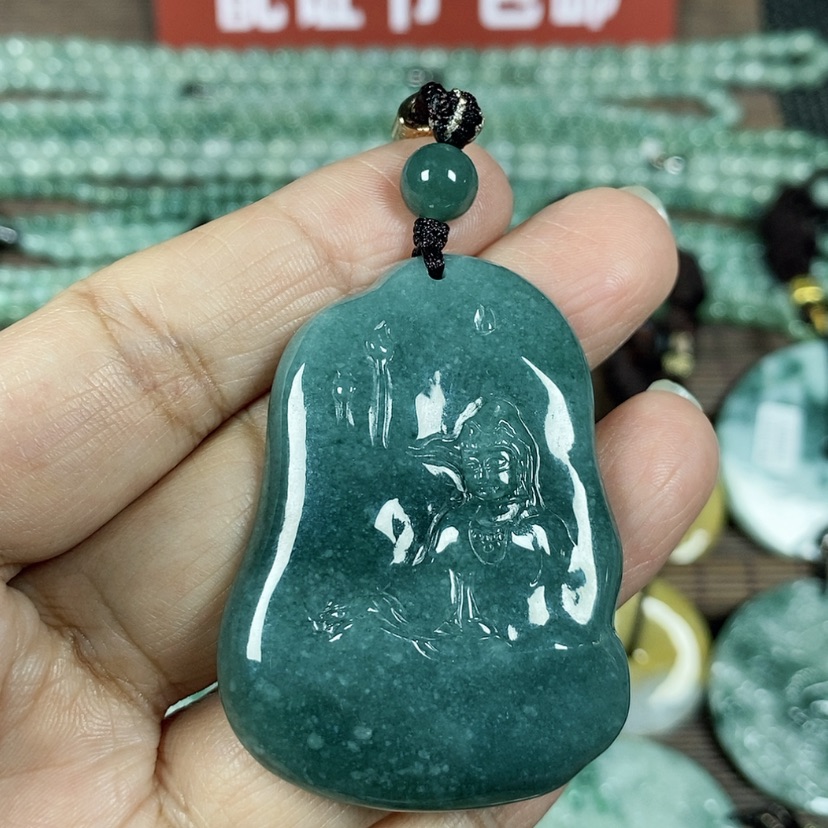 【闪购商品】翡翠颈饰未镶嵌玉吊坠翡翠玉随性自在观音