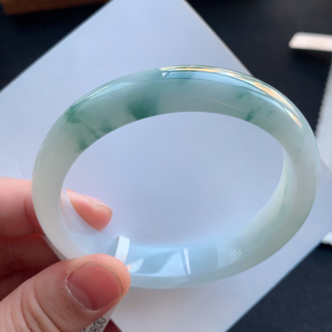 翡翠未镶嵌手镯5号56.8贵