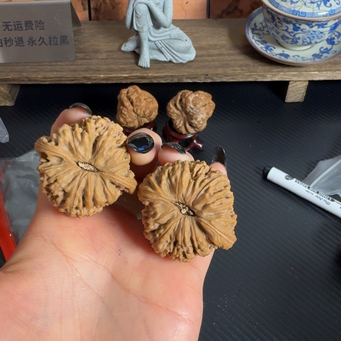 1***子全品44南疆石白茬