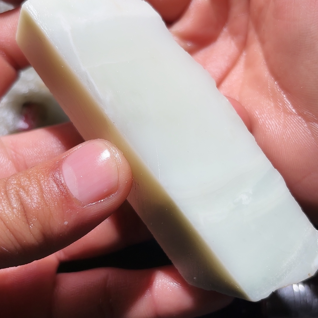 和田玉未镶嵌珠宝奇石