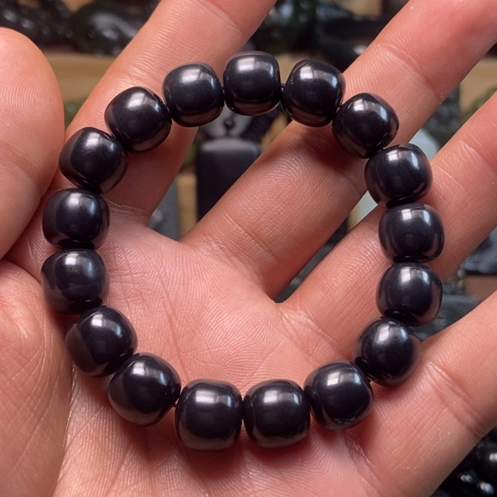 和田玉（墨玉）吊坠(不含链)未镶嵌