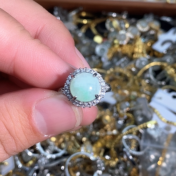 翡翠未镶嵌戒指54