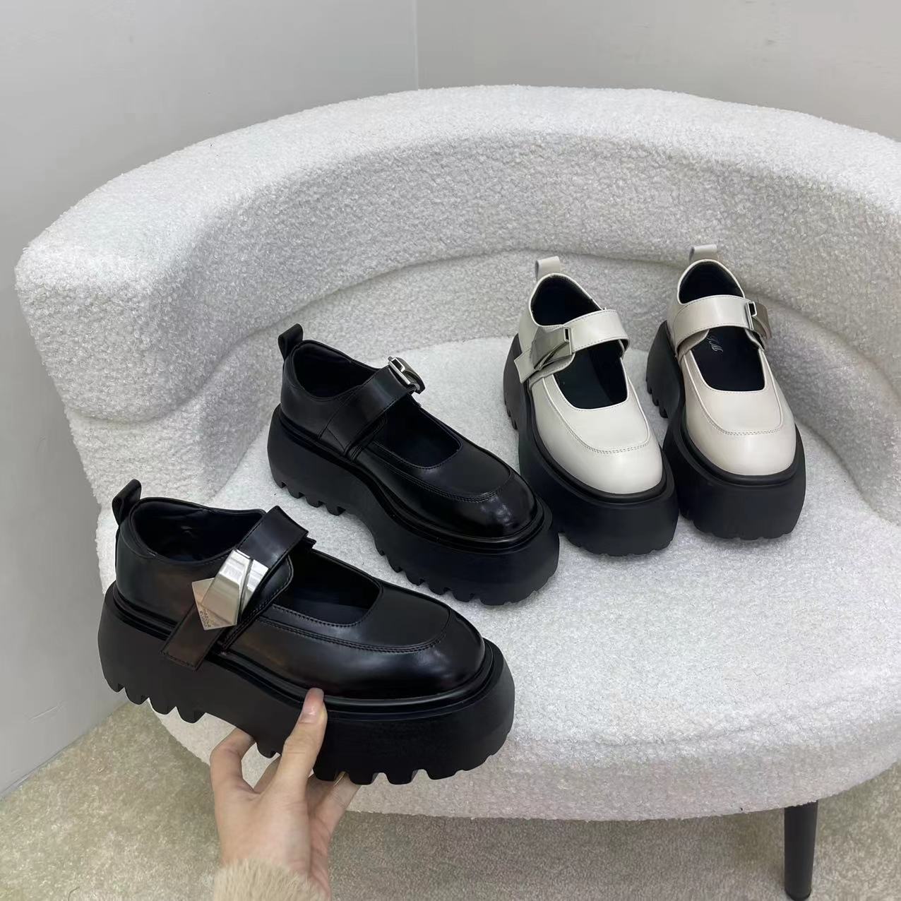 2025春季圆头玛丽珍纯色舒适时尚百搭夏季英伦风松糕底厚底方头