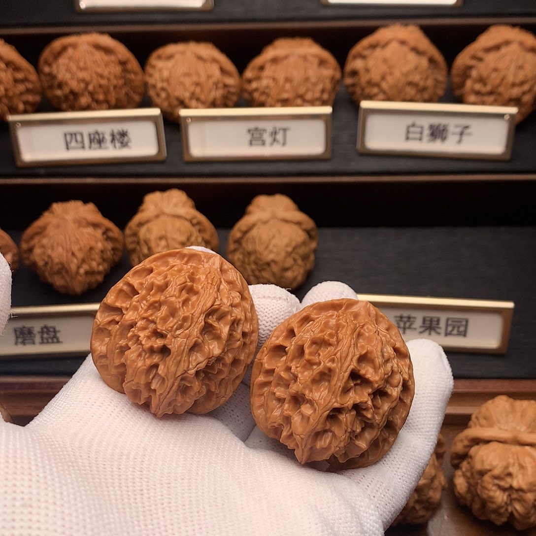 文玩核桃吊坠105号苹果园38