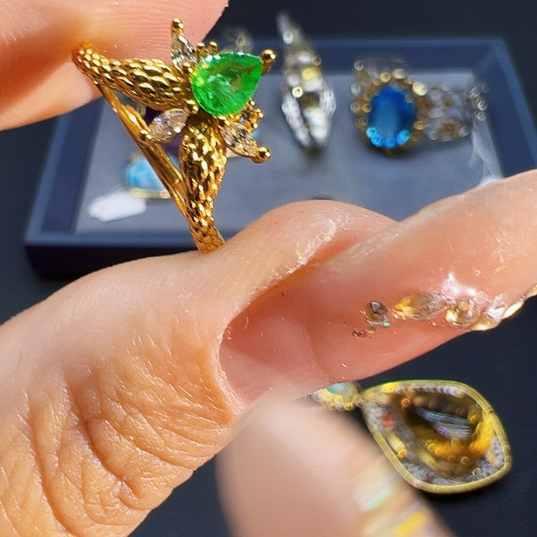 祖母绿银S925镶嵌祖母绿