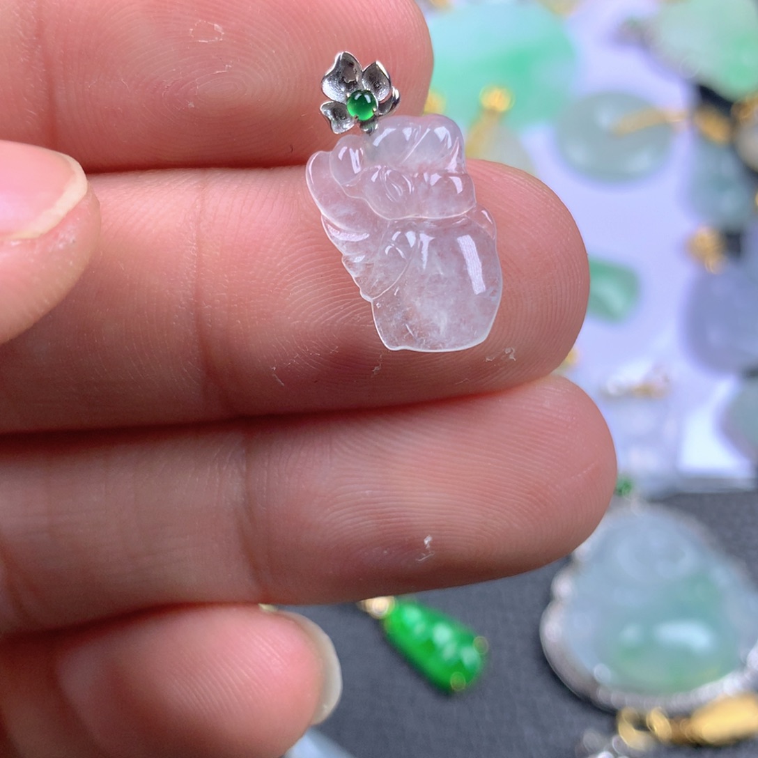 【闪购商品】翡翠18K金镶嵌颈饰B***儿翡翠