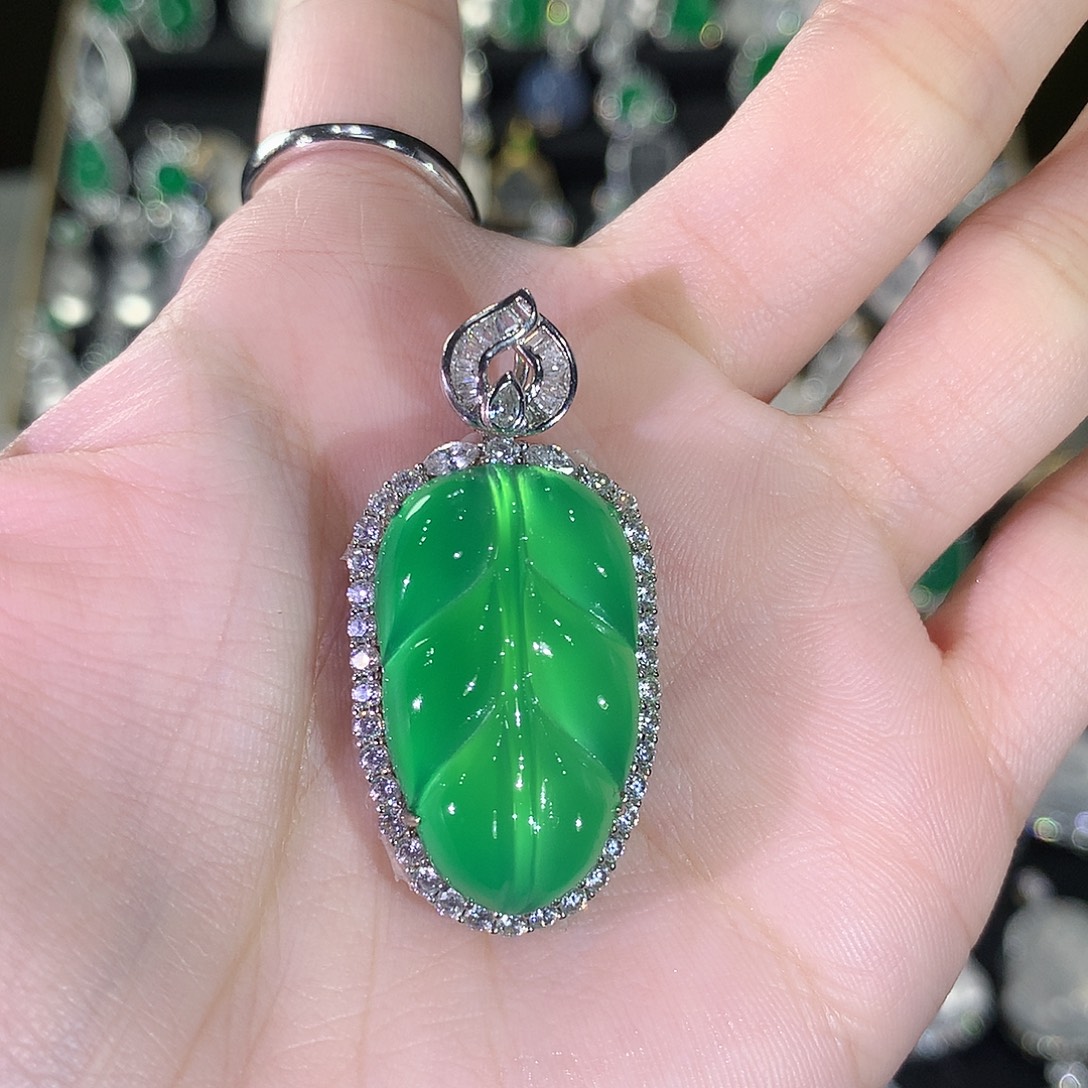 玛瑙/玉髓银S925镶嵌颈饰