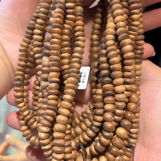 沉香手串白棋虫漏0.8多样性发货1条