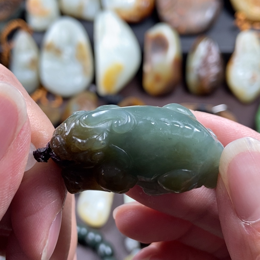 和田玉挂件未镶嵌