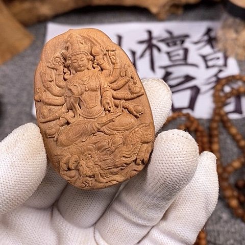 檀香木手串/手链老山檀香雕刻千手吊坠
