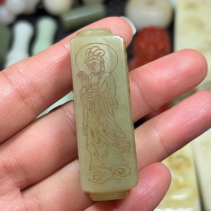 白玉菩提吊坠精选商品一物一图