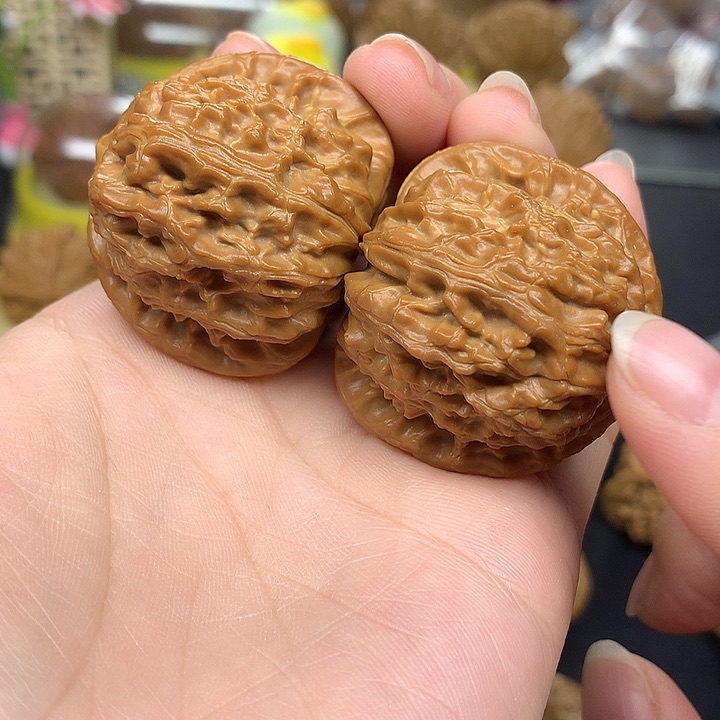 吊坠文玩核桃火**基39➕三角白