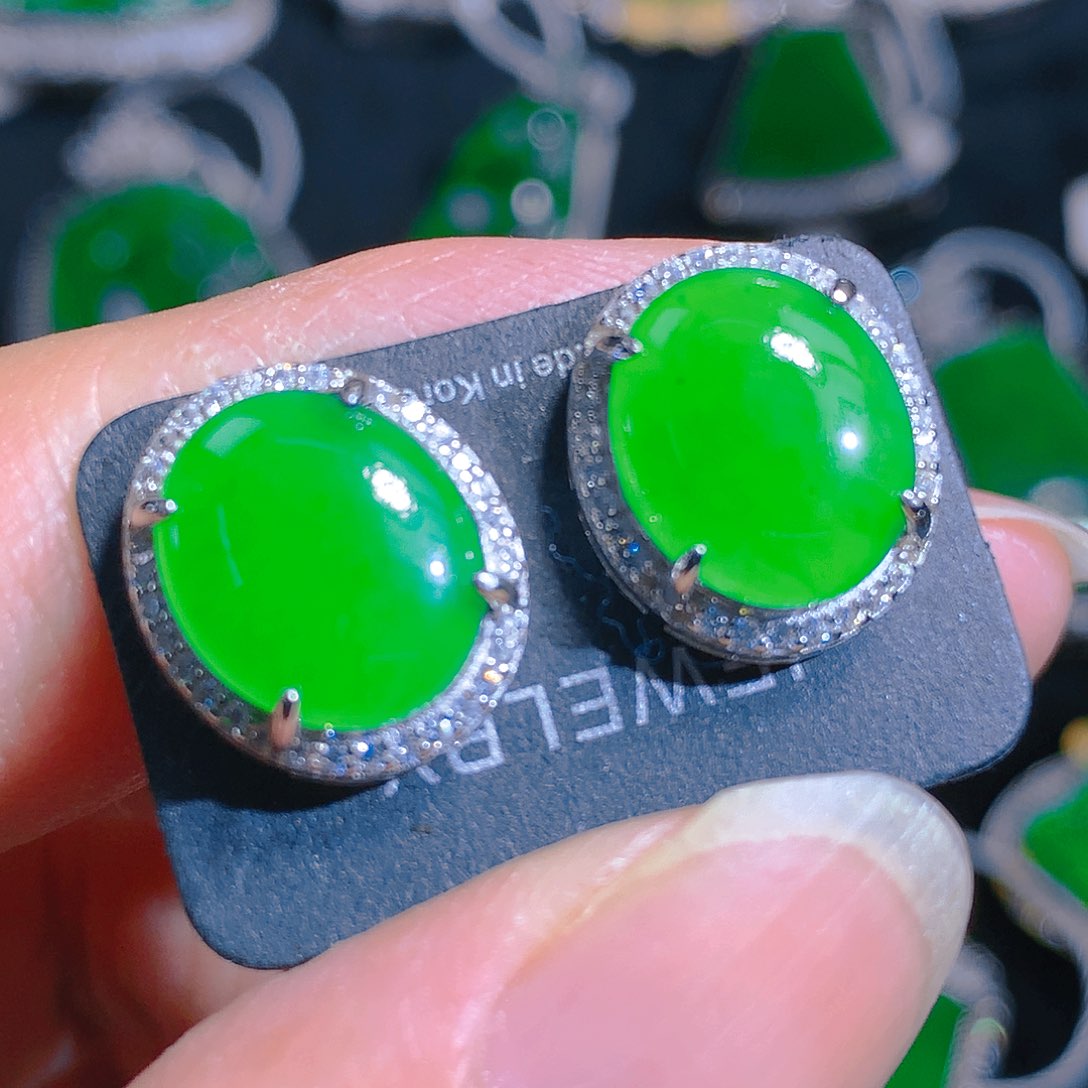 翡翠颈饰银S925镶嵌23688888